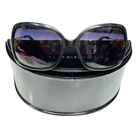 Marc by Marc Jacobs Womens Sunglasses Square Frame Full Black Rim with Case main image 5